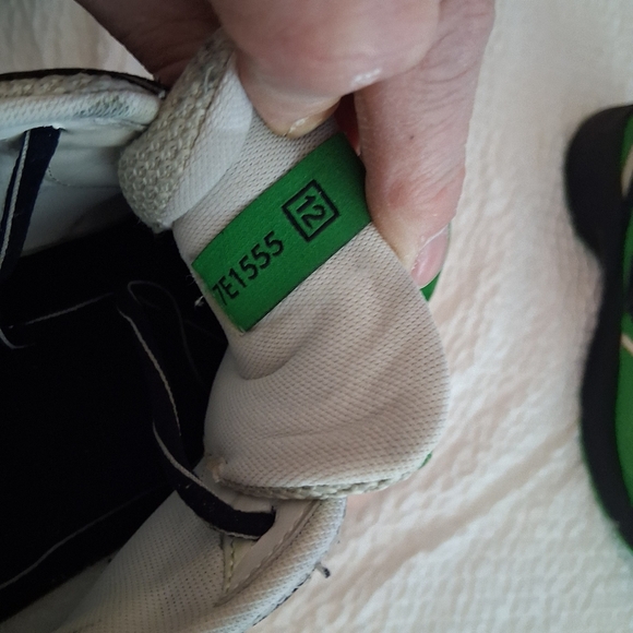 Fendi Men's Vibrant Green and Black Sneakers - Picture 3 of 7